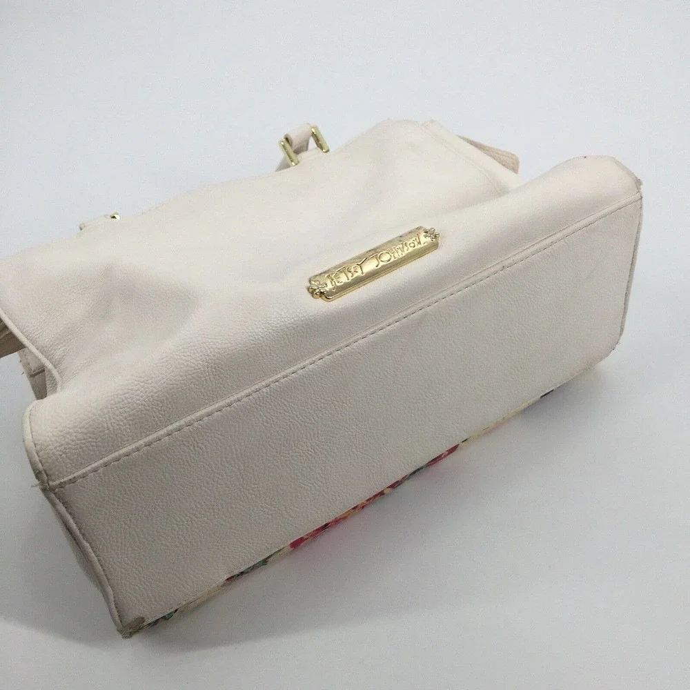 Betsey Johnson Floral Print Oversized Bow Straw Purse Handbag Bag Faux Leather